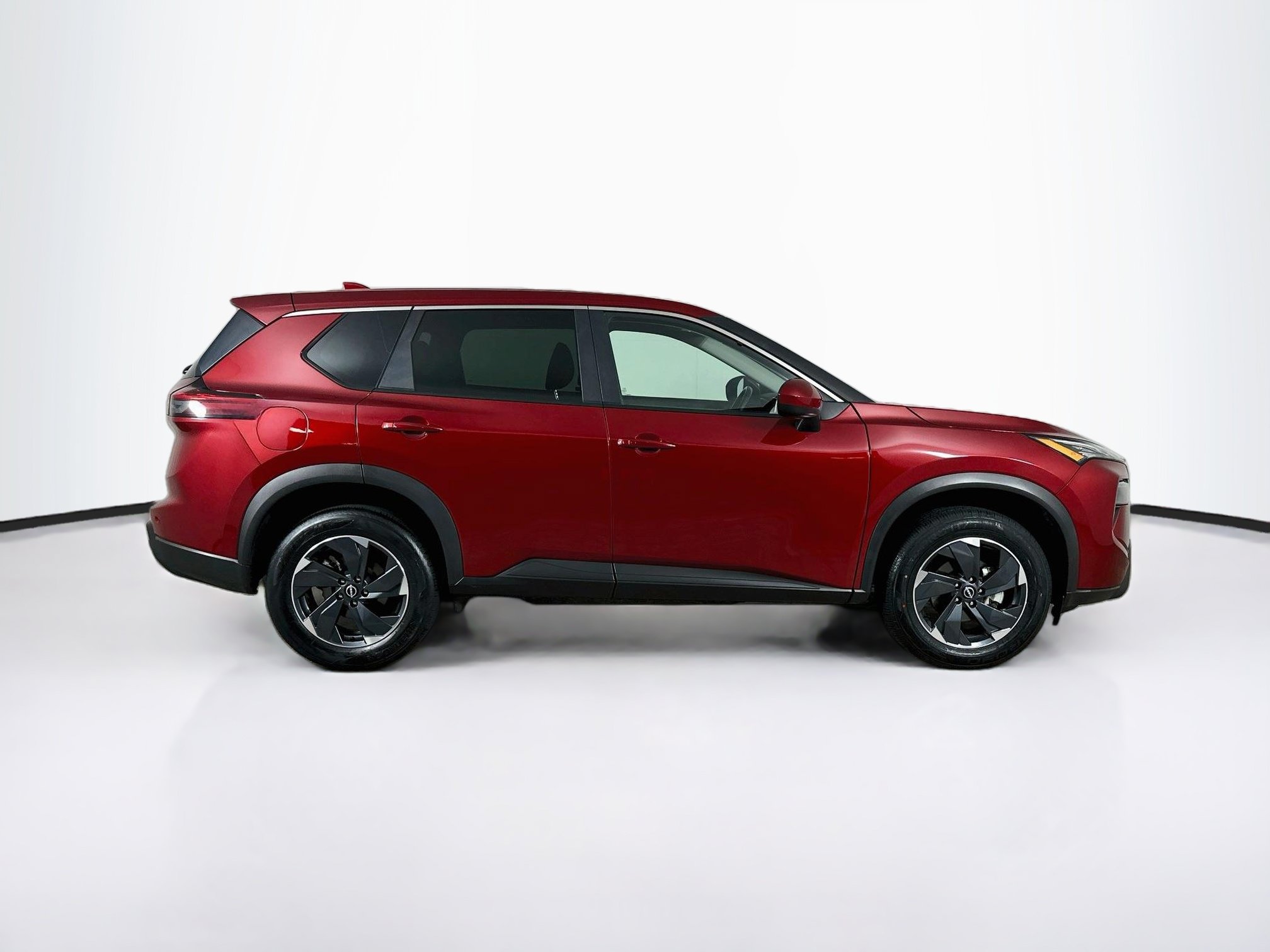 Used 2025 Nissan Rogue SV AWD/4WD image 10