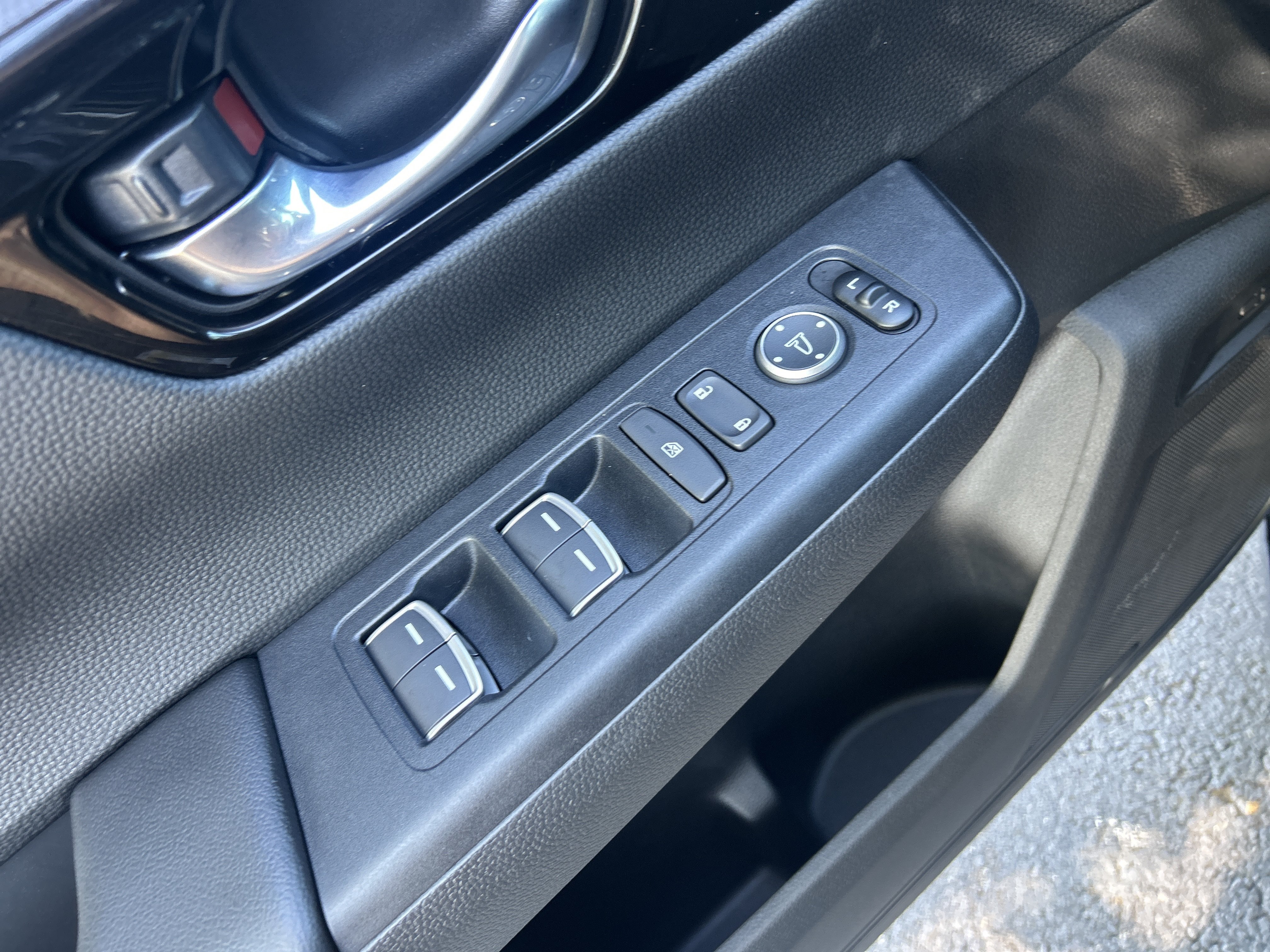 Certified 2025 Honda CR-V EX-L image 23
