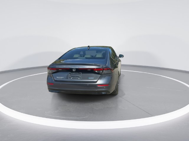 Used 2024 Honda Accord Touring image 7