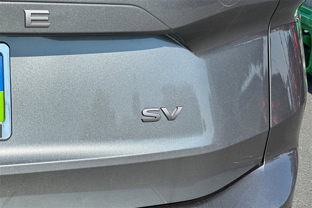 Used 2024 Nissan Rogue SV image 32