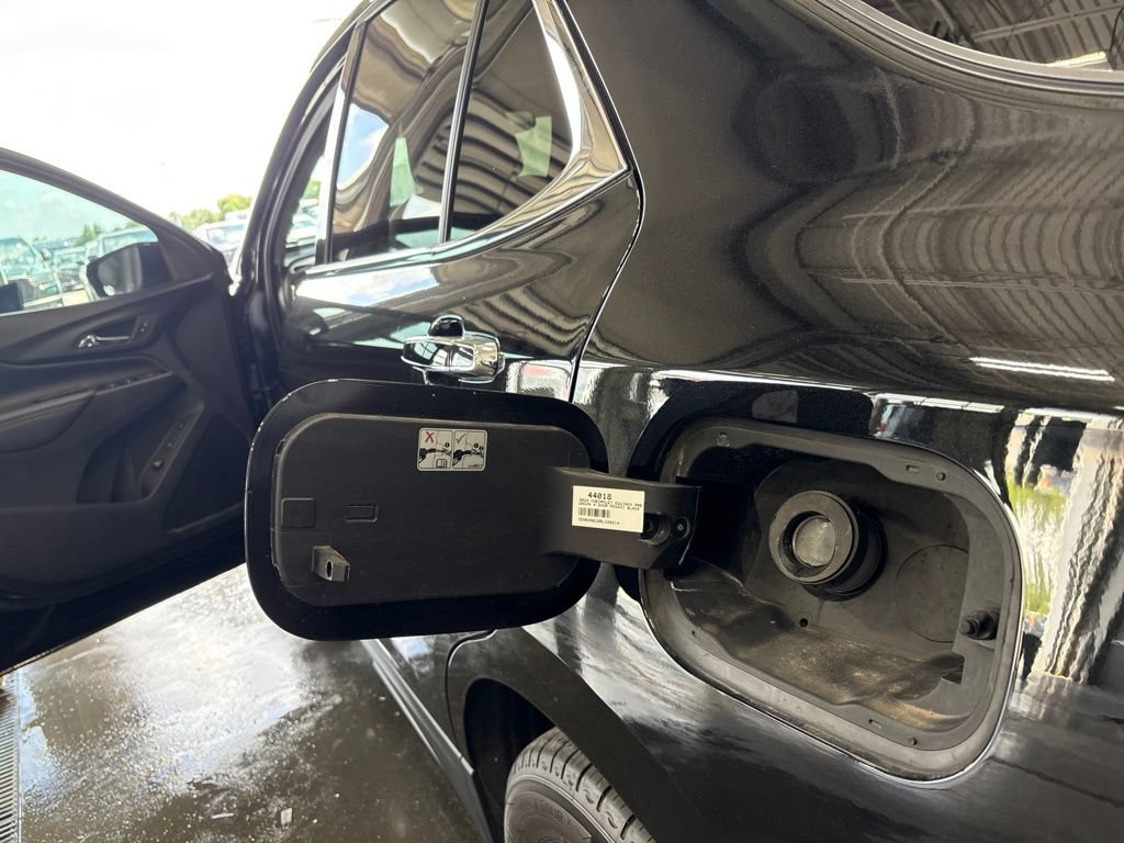 Used 2024 Chevrolet Equinox Premier FWD image 23