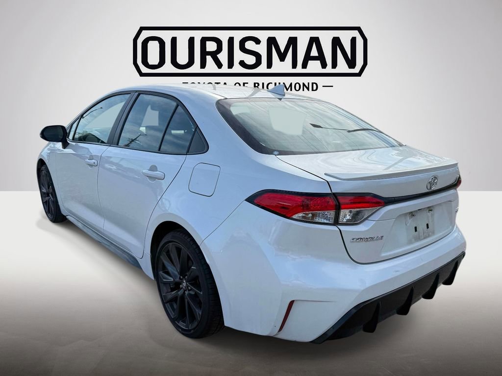 Certified 2025 Toyota Corolla SE w/ Convenience Package image 5