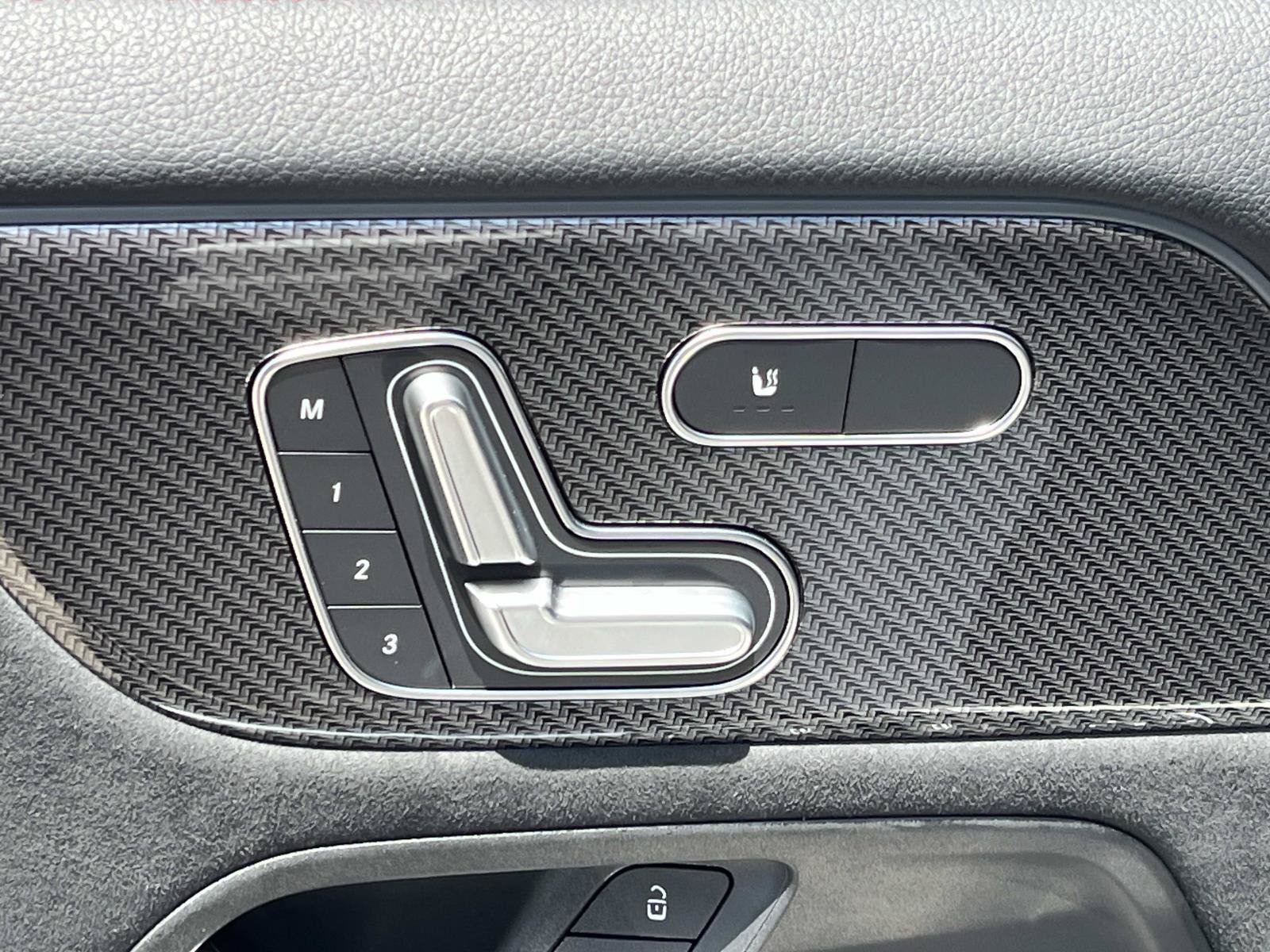 Certified 2025 Mercedes-Benz GLA 35 AMG 4MATIC image 26