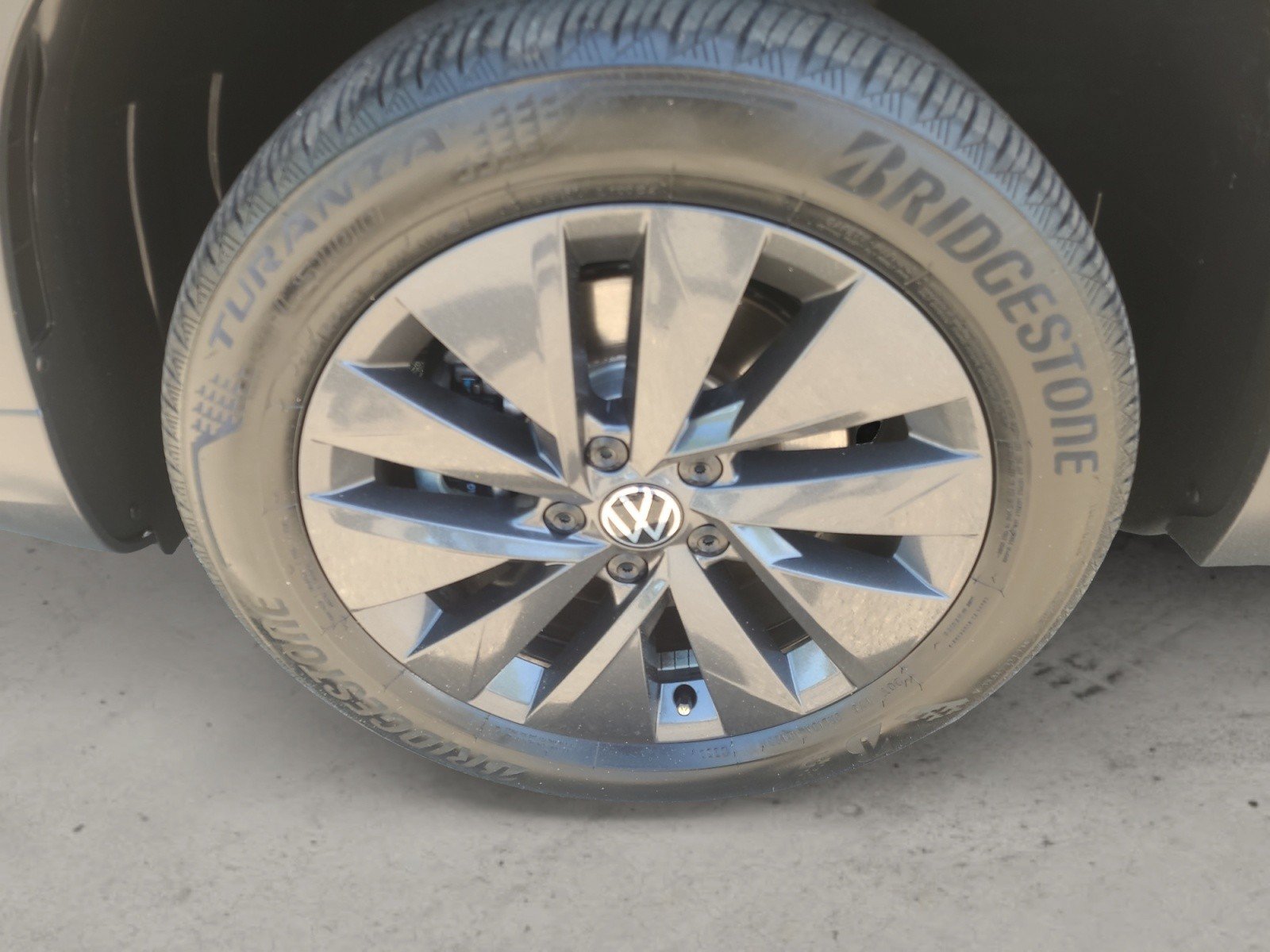 Used 2023 Volkswagen Taos S w/ Driver Assistance Package FWD image 10