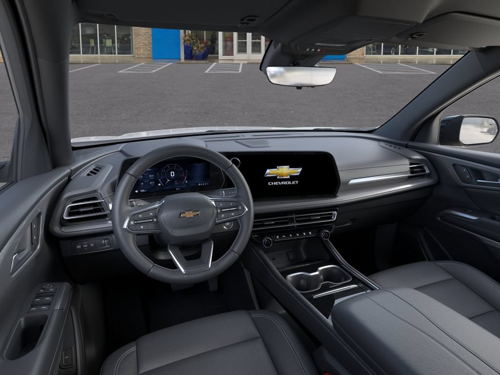 New 2027 Chevrolet Traverse LT w/ Driver Confidence Package FWD image 15