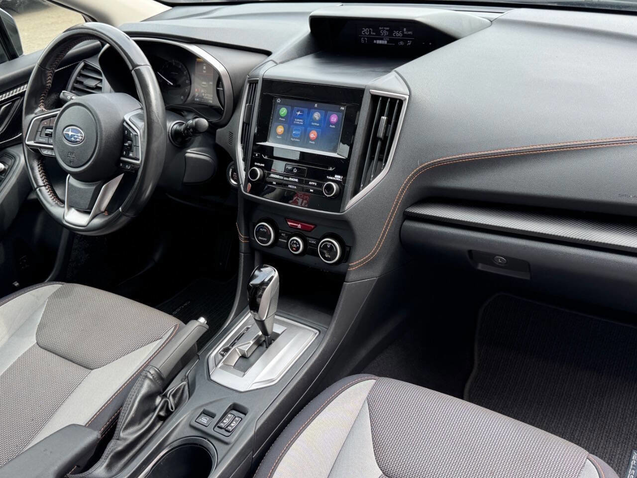 Used 2020 Subaru Crosstrek 2.0i Premium w/ Moonroof Package 1 AWD/4WD image 15