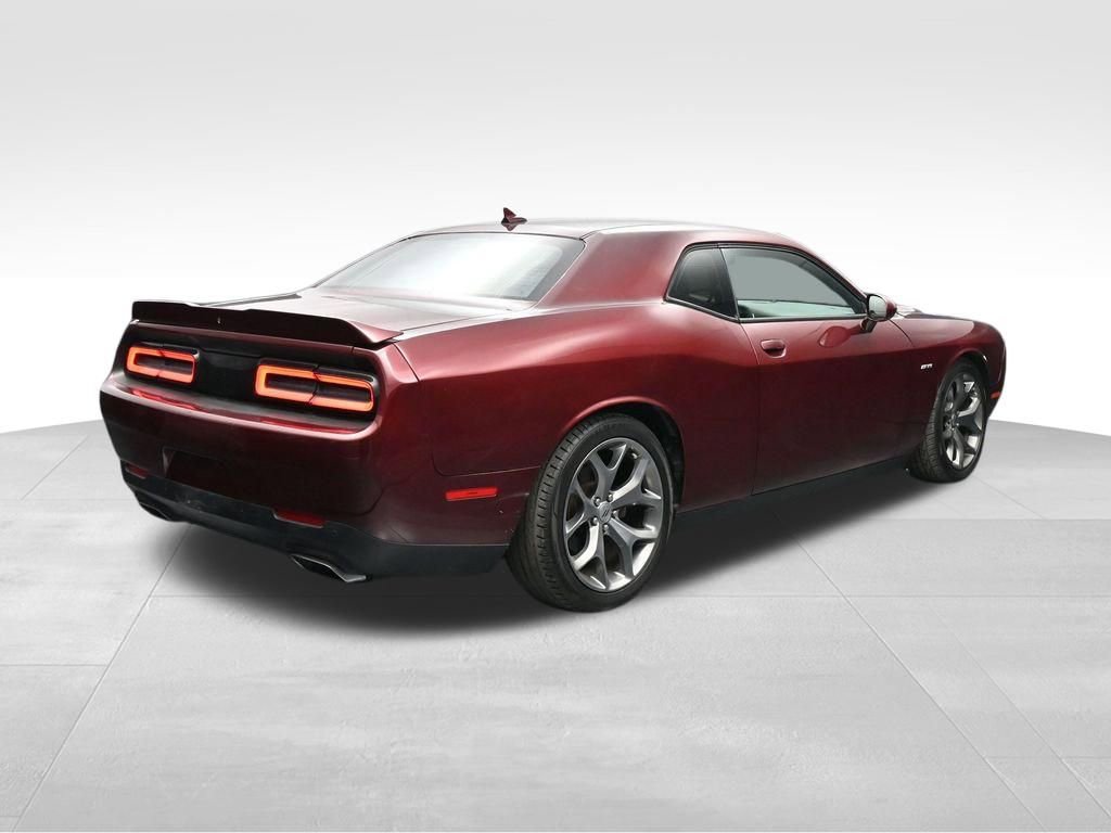 Used 2017 Dodge Challenger R/T Plus RWD image 5