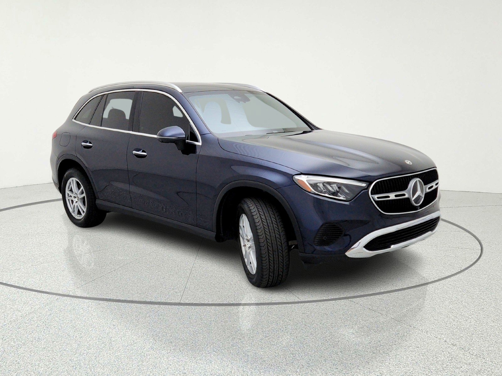 Certified 2023 Mercedes-Benz GLC 300 image 4