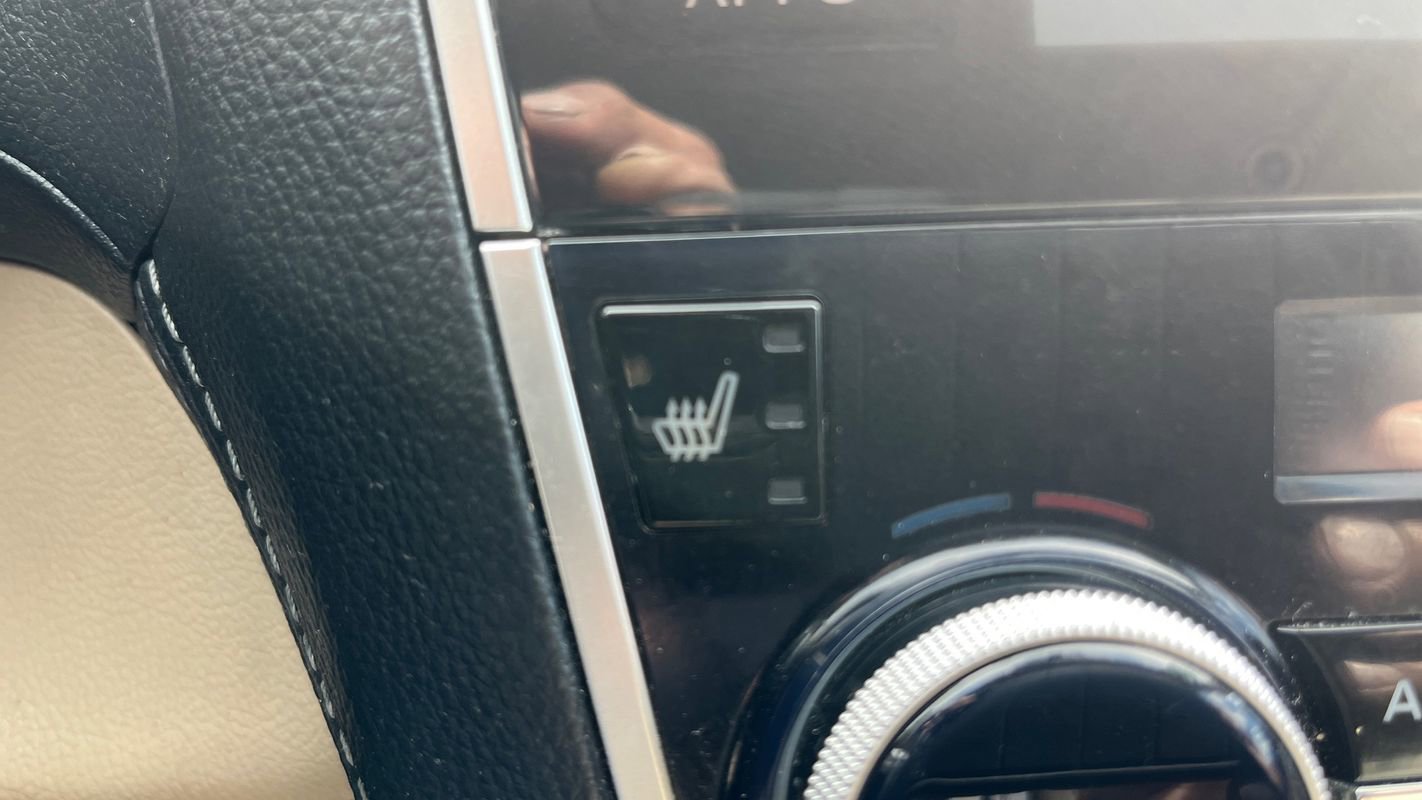 Used 2018 Subaru Outback 2.5i Limited image 19