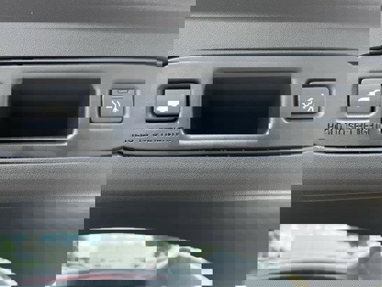 Used 2025 Acura ADX FWD image 17