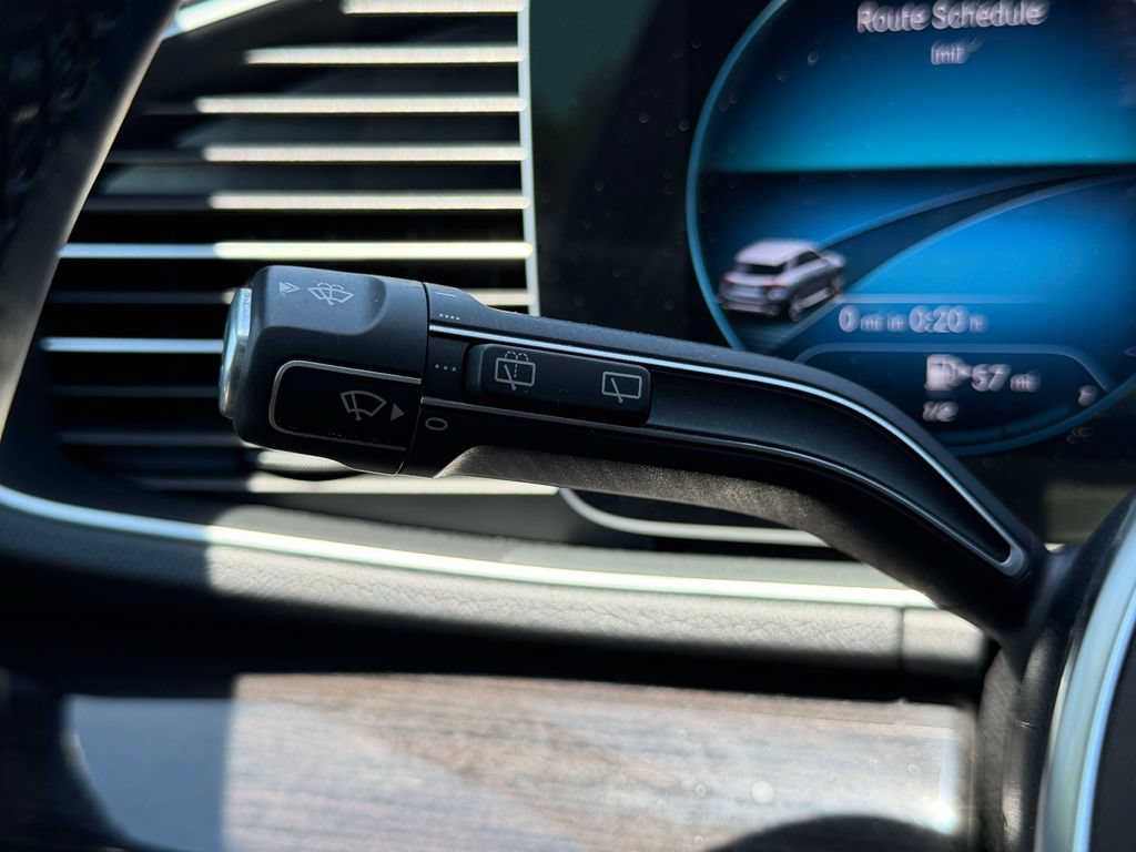 Used 2022 Mercedes-Benz GLE 350 4MATIC image 36