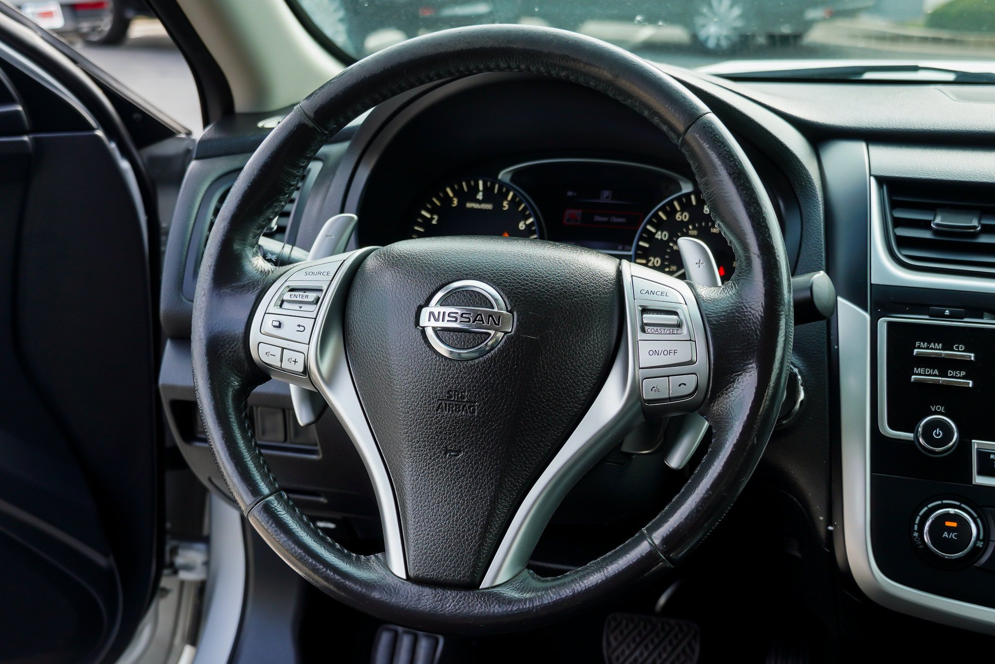 Used 2016 Nissan Altima 2.5 SR FWD image 31