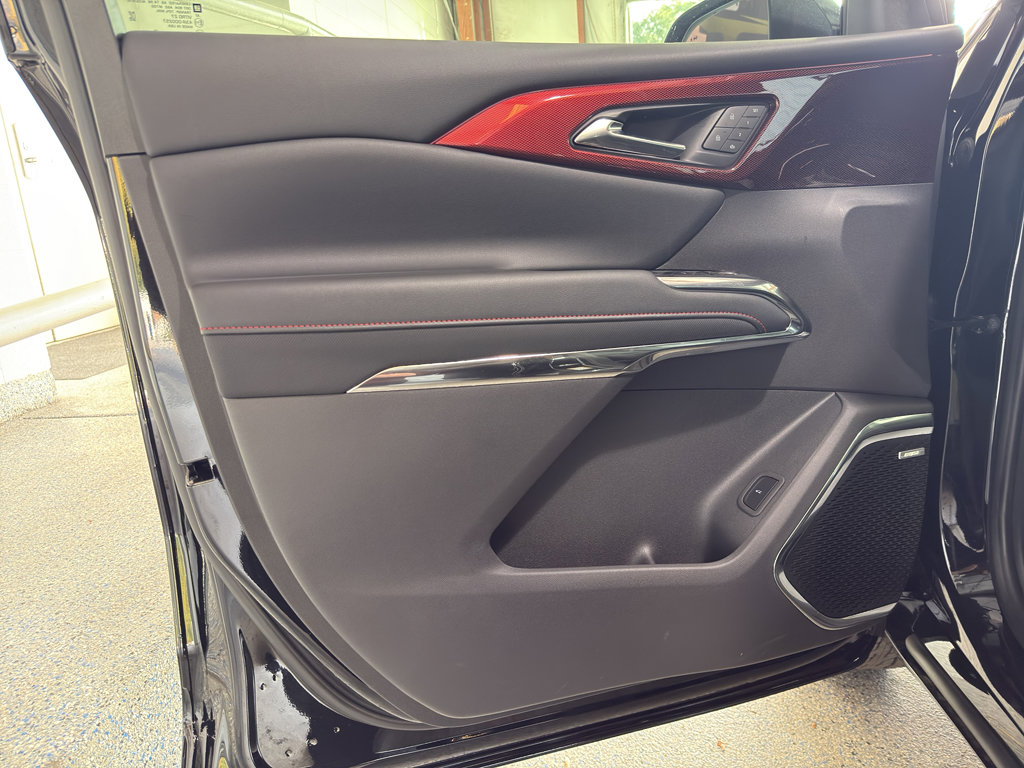 New 2026 Chevrolet Traverse RS w/ LPO, Floor Liner Package image 26