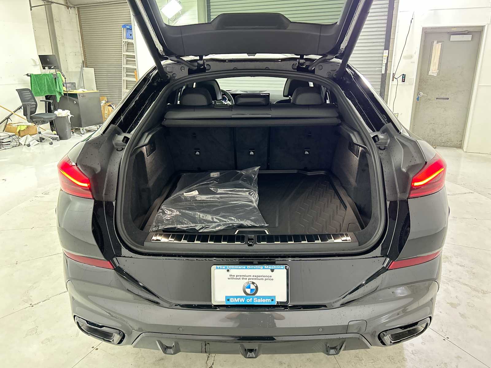 New 2026 BMW X6 xDrive40i image 21