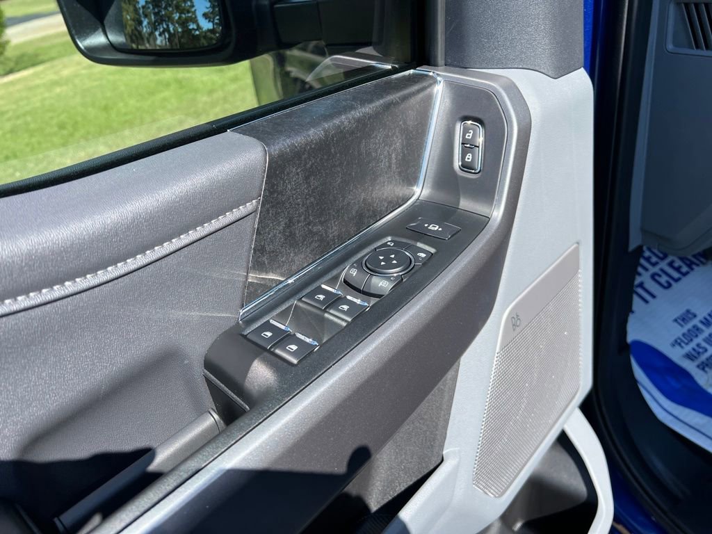 New 2026 Ford F250 XLT w/ XLT Premium Package image 11