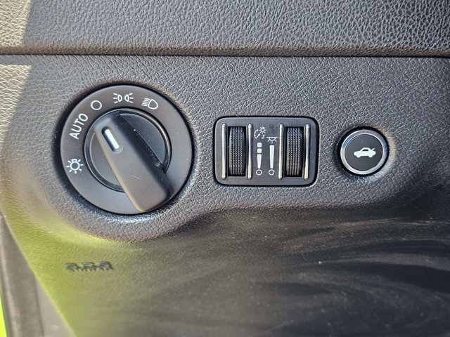 Certified 2023 Dodge Charger SXT RWD image 18