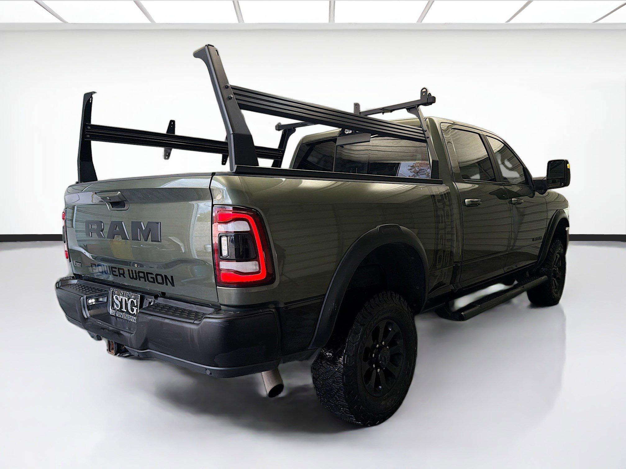 Used 2023 RAM 2500 Power Wagon w/ Level 2 Equipment Group AWD/4WD image 4