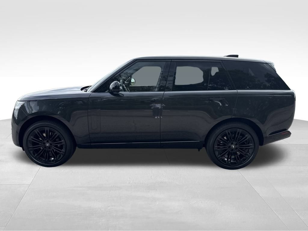 New 2025 Land Rover Range Rover SE image 2