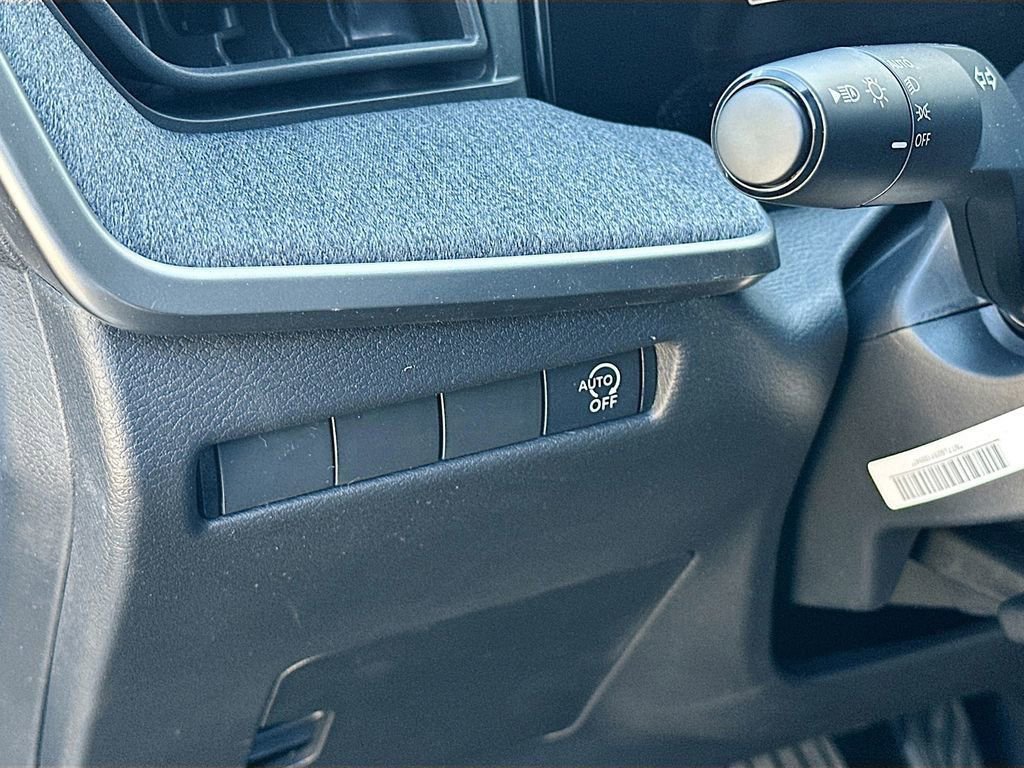 New 2026 Nissan Kicks SV image 10