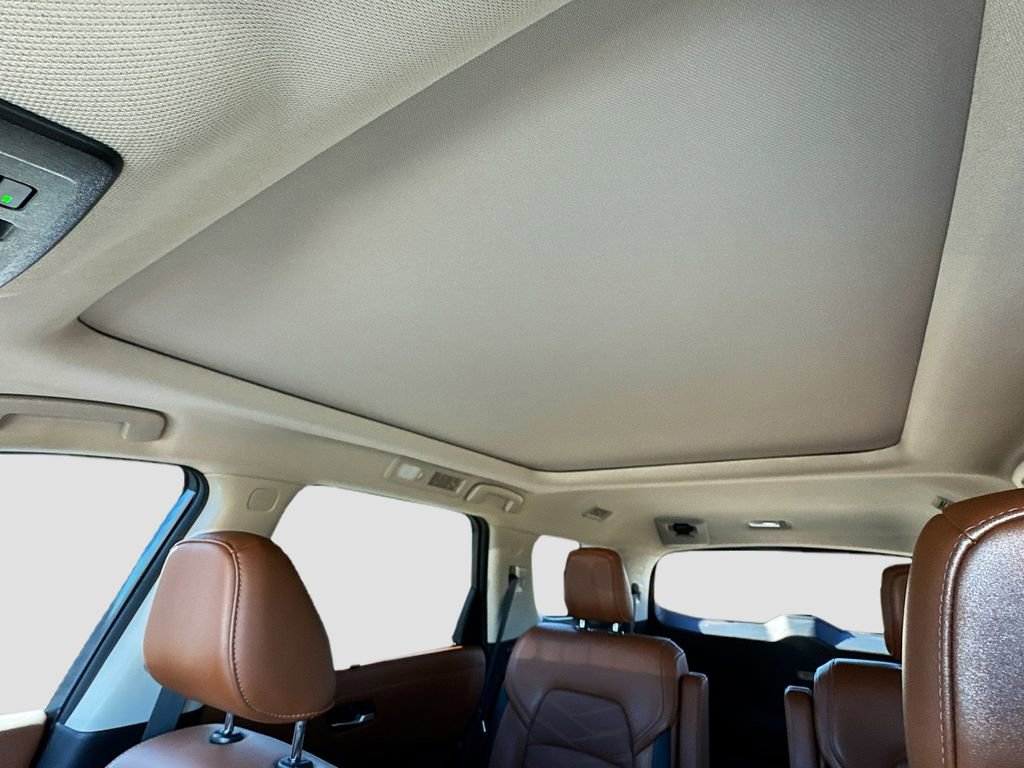 Used 2022 Nissan Pathfinder Platinum w/ Cargo Package image 23