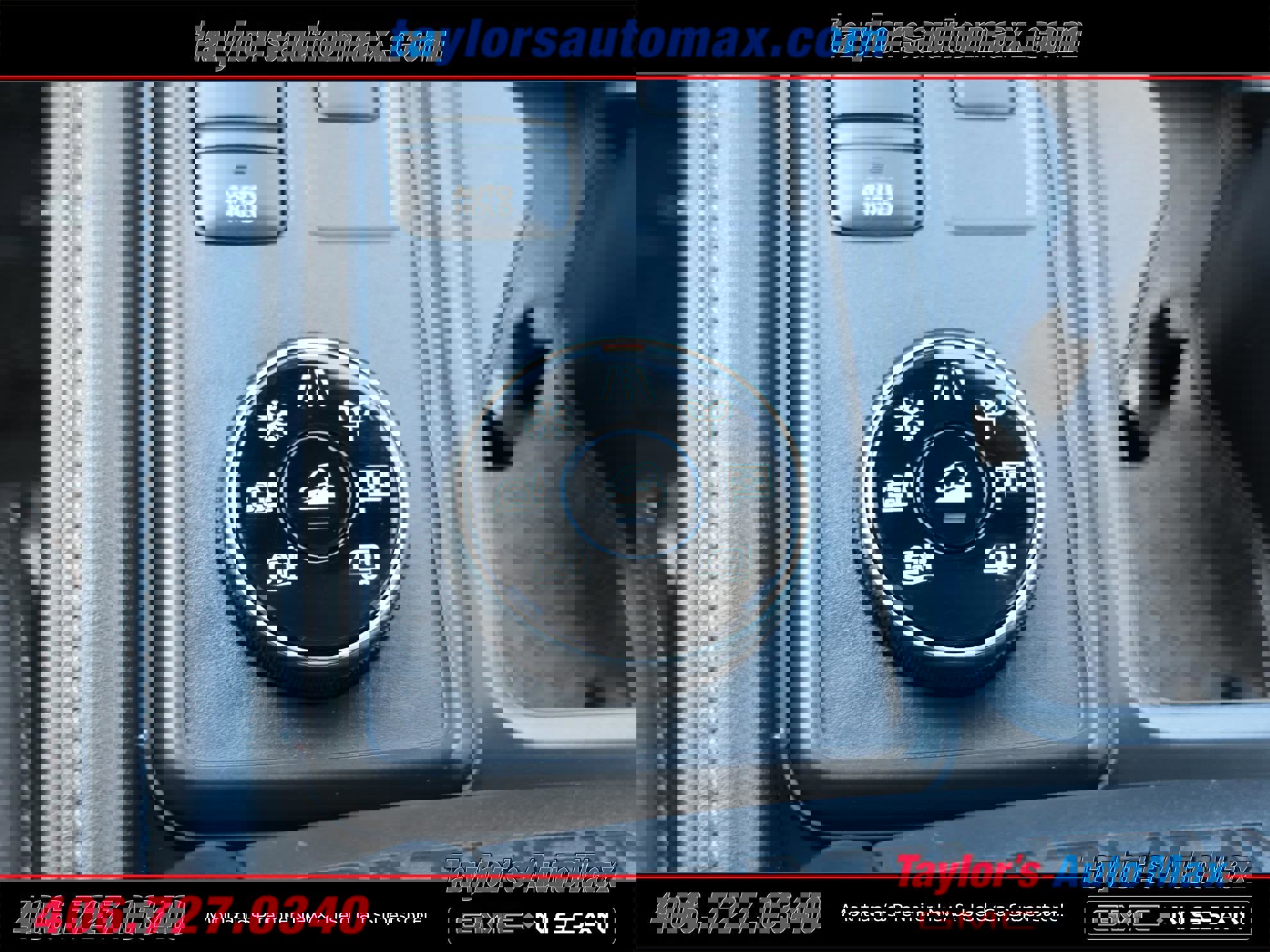 Used 2024 Nissan Pathfinder S image 19