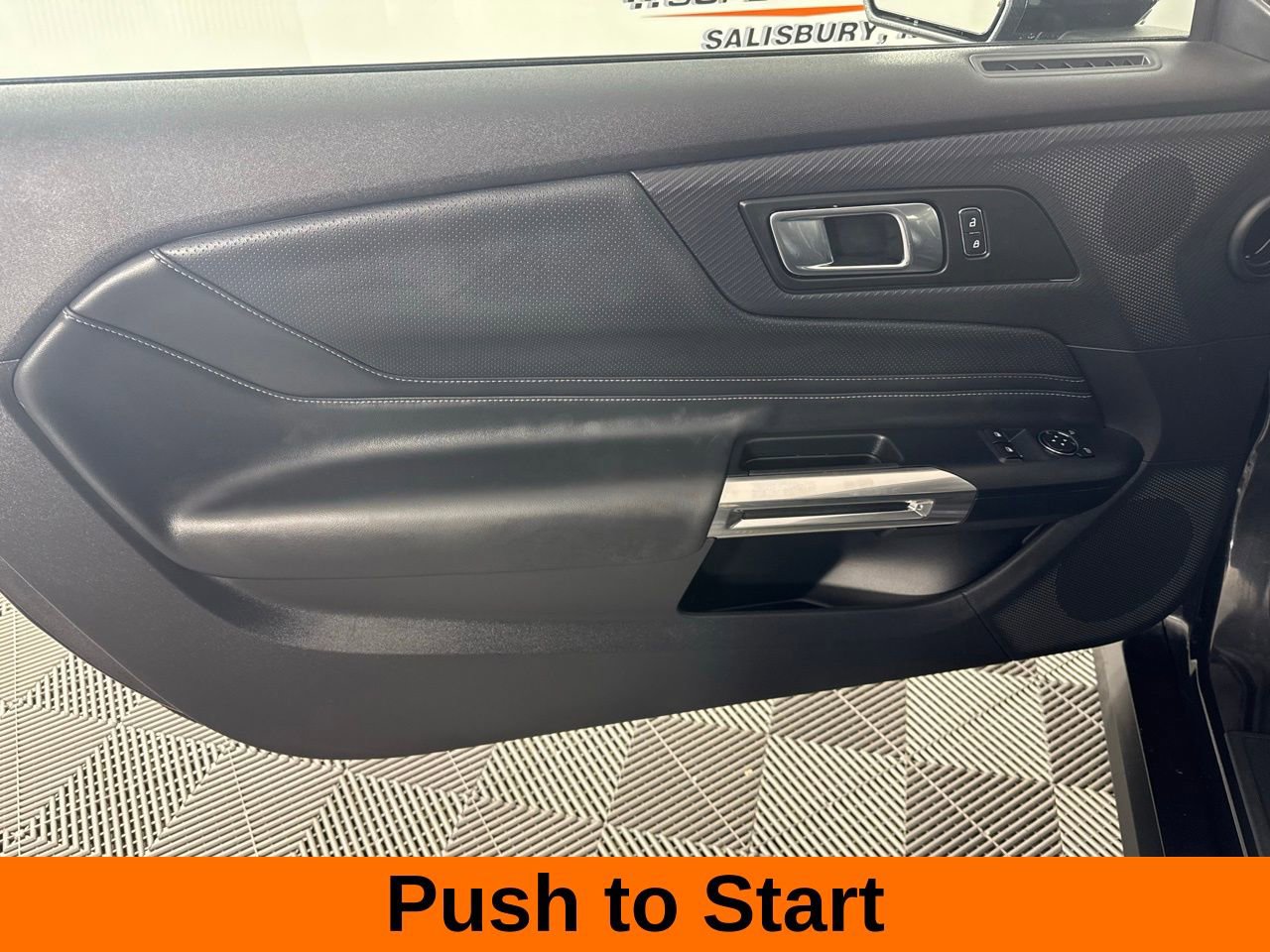 Used 2024 Ford Mustang GT Premium image 9