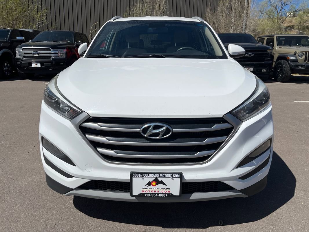 Used 2017 Hyundai Tucson Sport image 2