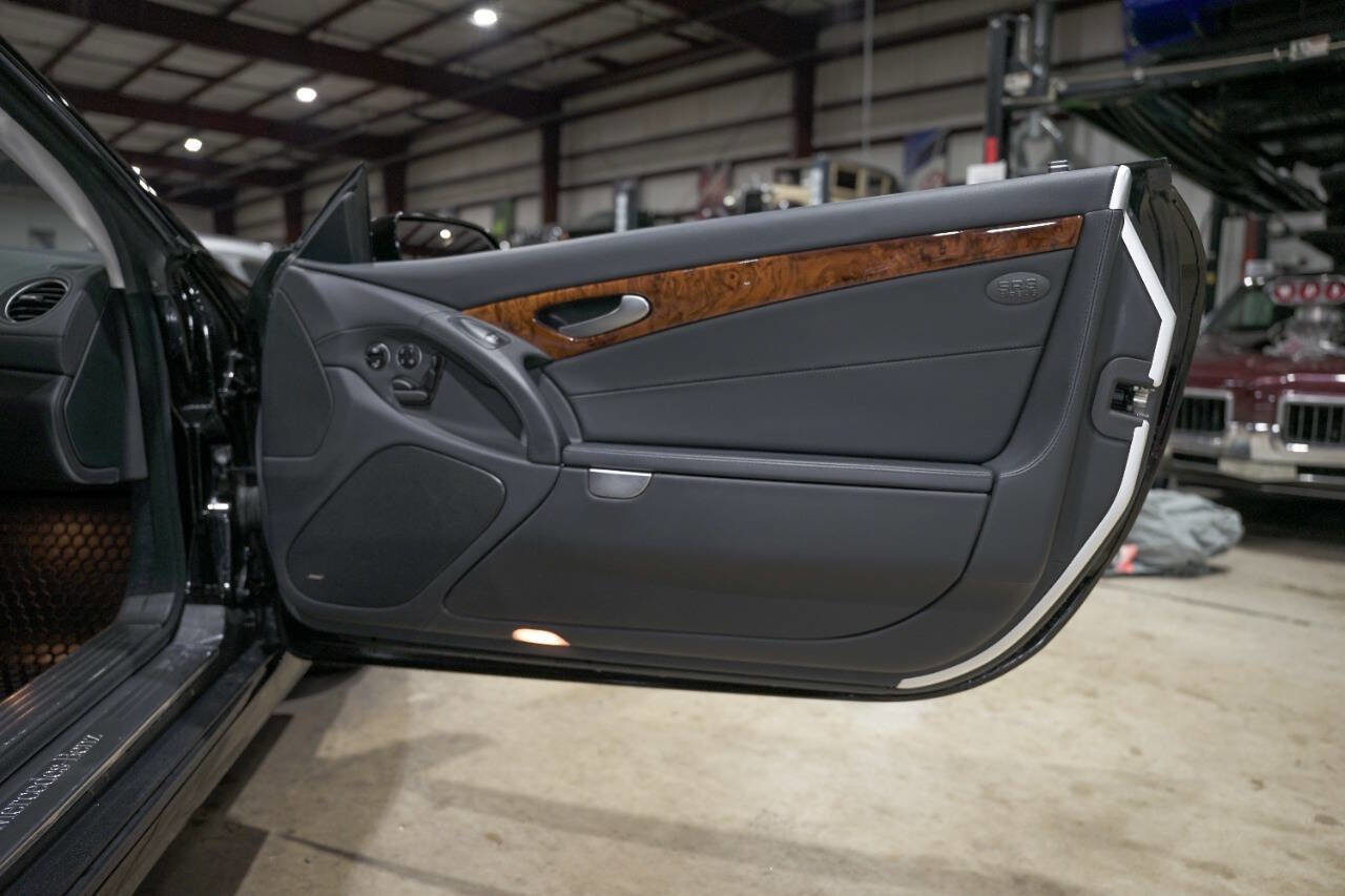 Used 2007 Mercedes-Benz SL 550 image 36