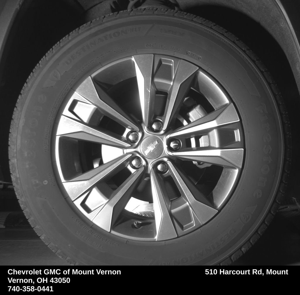 Used 2026 Chevrolet Equinox LT w/ Convenience Package II FWD image 49