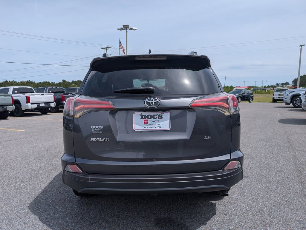 Used 2016 Toyota RAV4 LE image 4