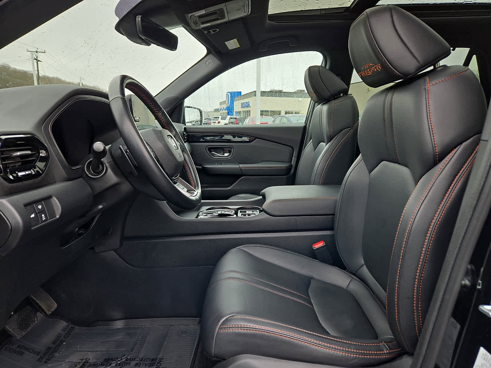 Certified 2025 Honda Pilot TrailSport image 15