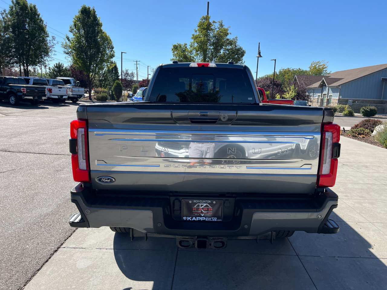Used 2024 Ford F350 Platinum image 9