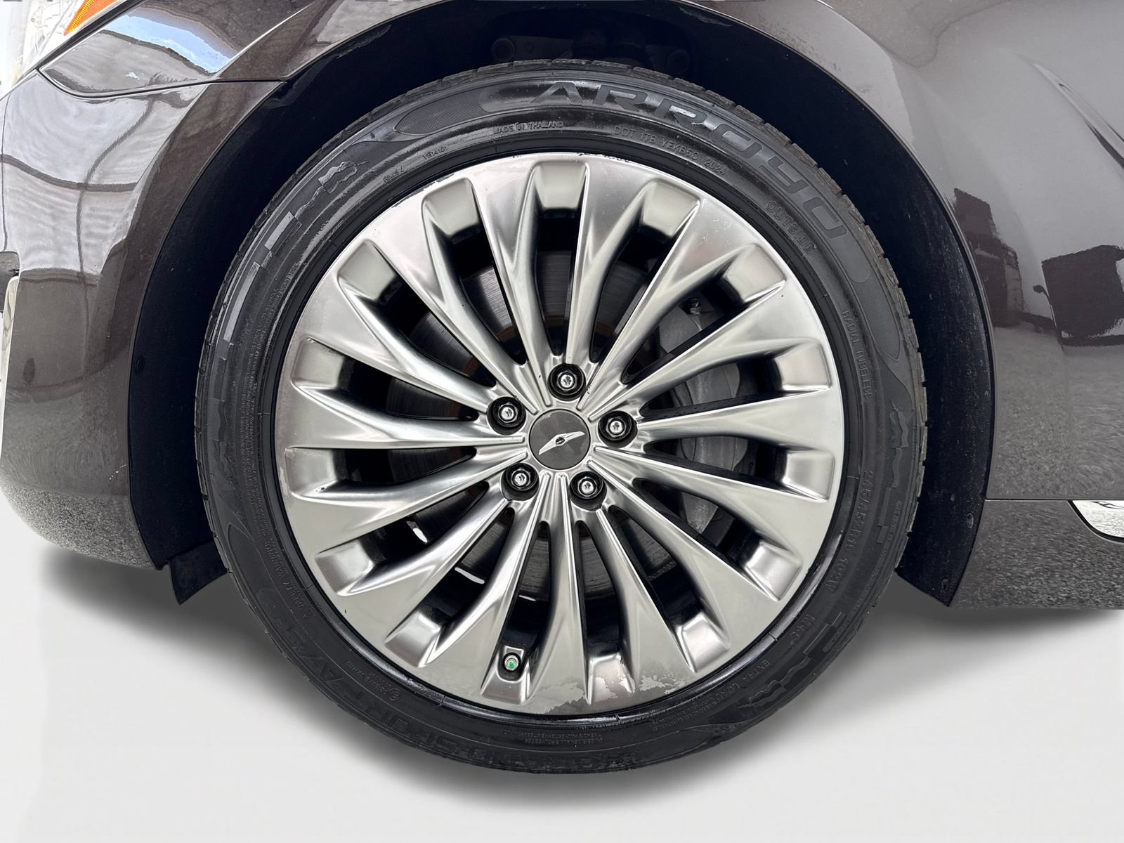 Used 2019 Genesis G90 3.3T Premium RWD image 51