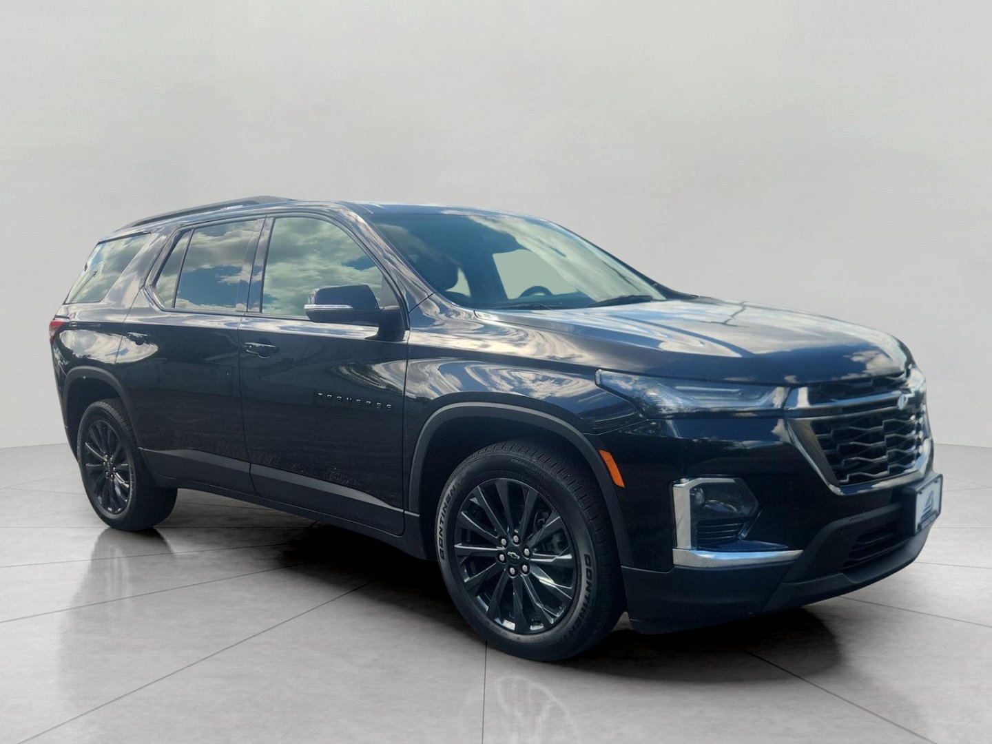 Used 2023 Chevrolet Traverse RS