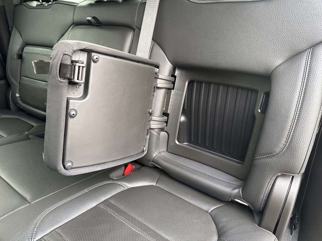 Used 2023 GMC Sierra 3500 Denali image 59