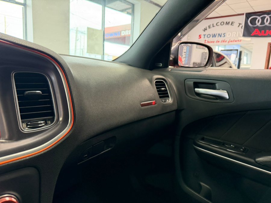 Used 2019 Dodge Charger Scat Pack w/ Navigation & Travel Group RWD image 57