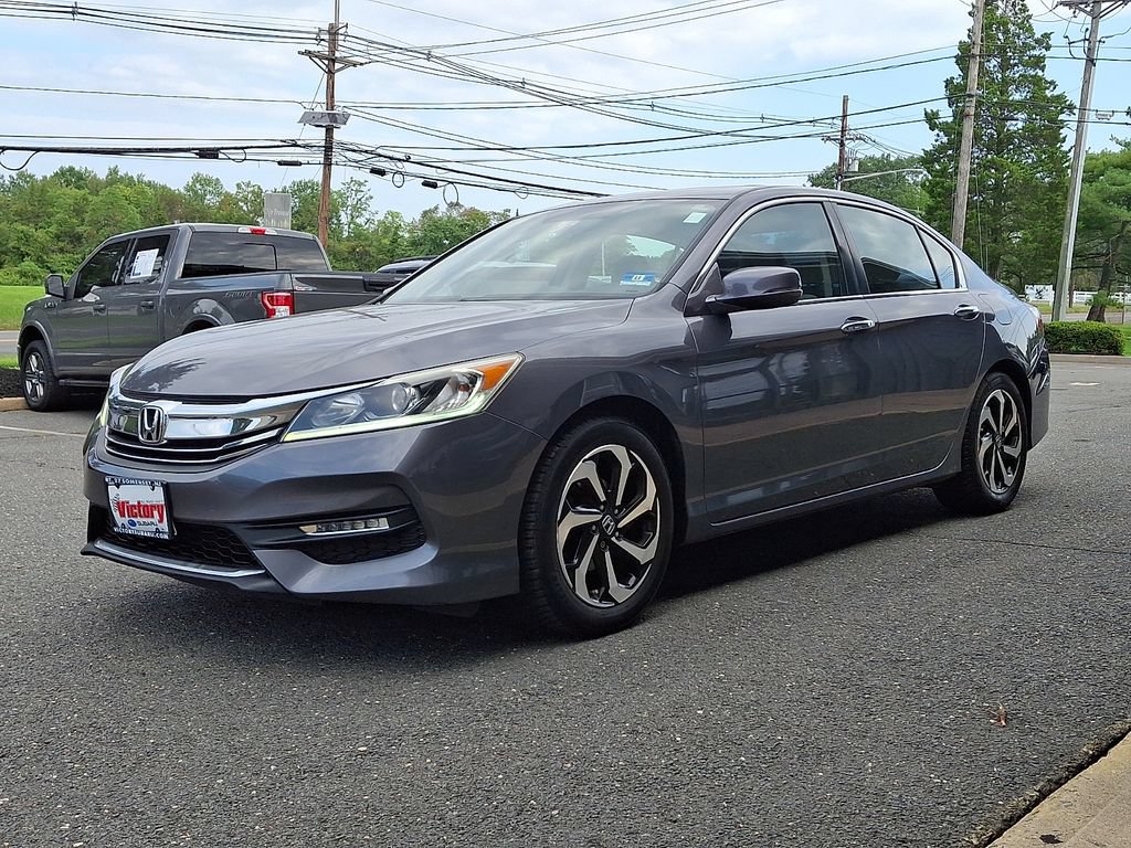 Used 2017 Honda Accord EX image 3