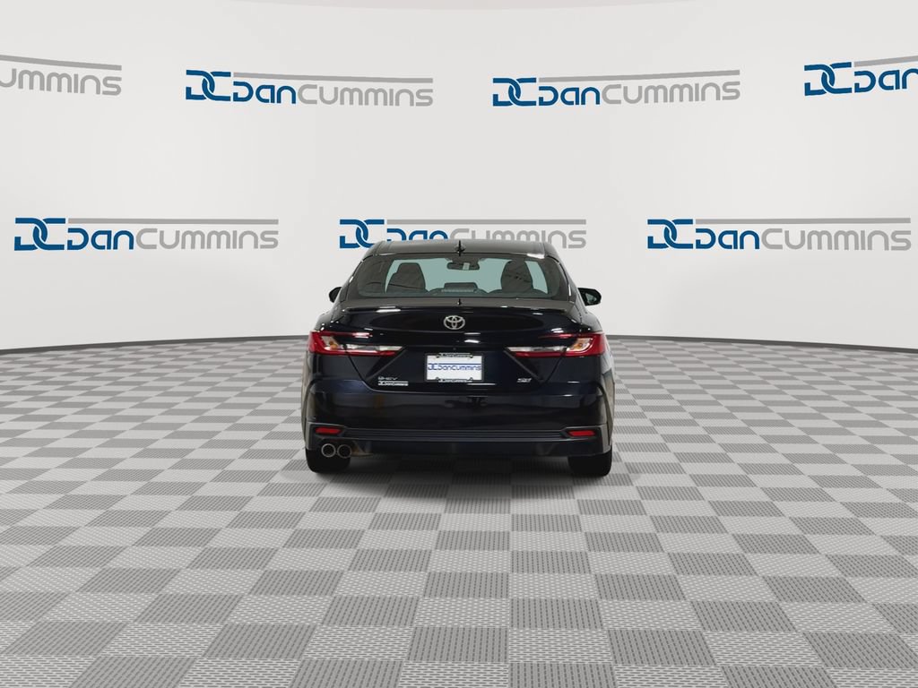 Used 2025 Toyota Camry Hybrid FWD image 7