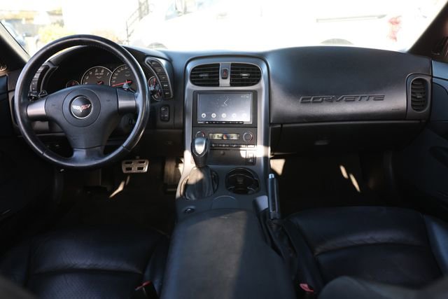 Used 2006 Chevrolet Corvette Coupe w/ Preferred Equipment Group image 19