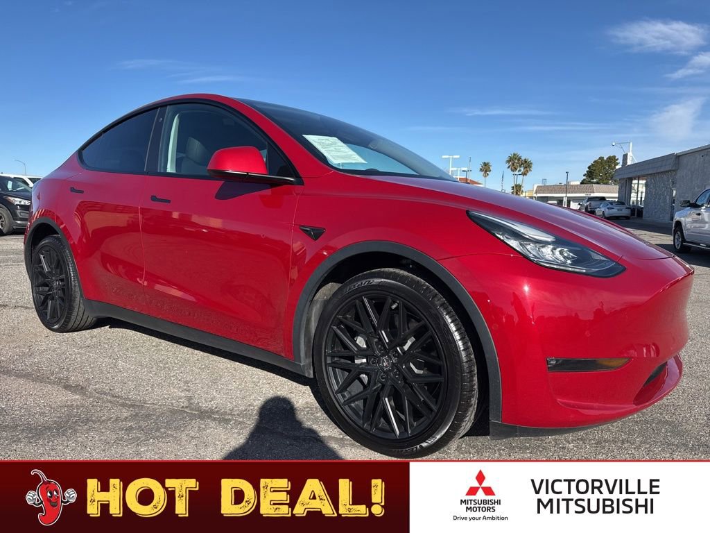 Used 2022 Tesla Model Y Long Range image 1