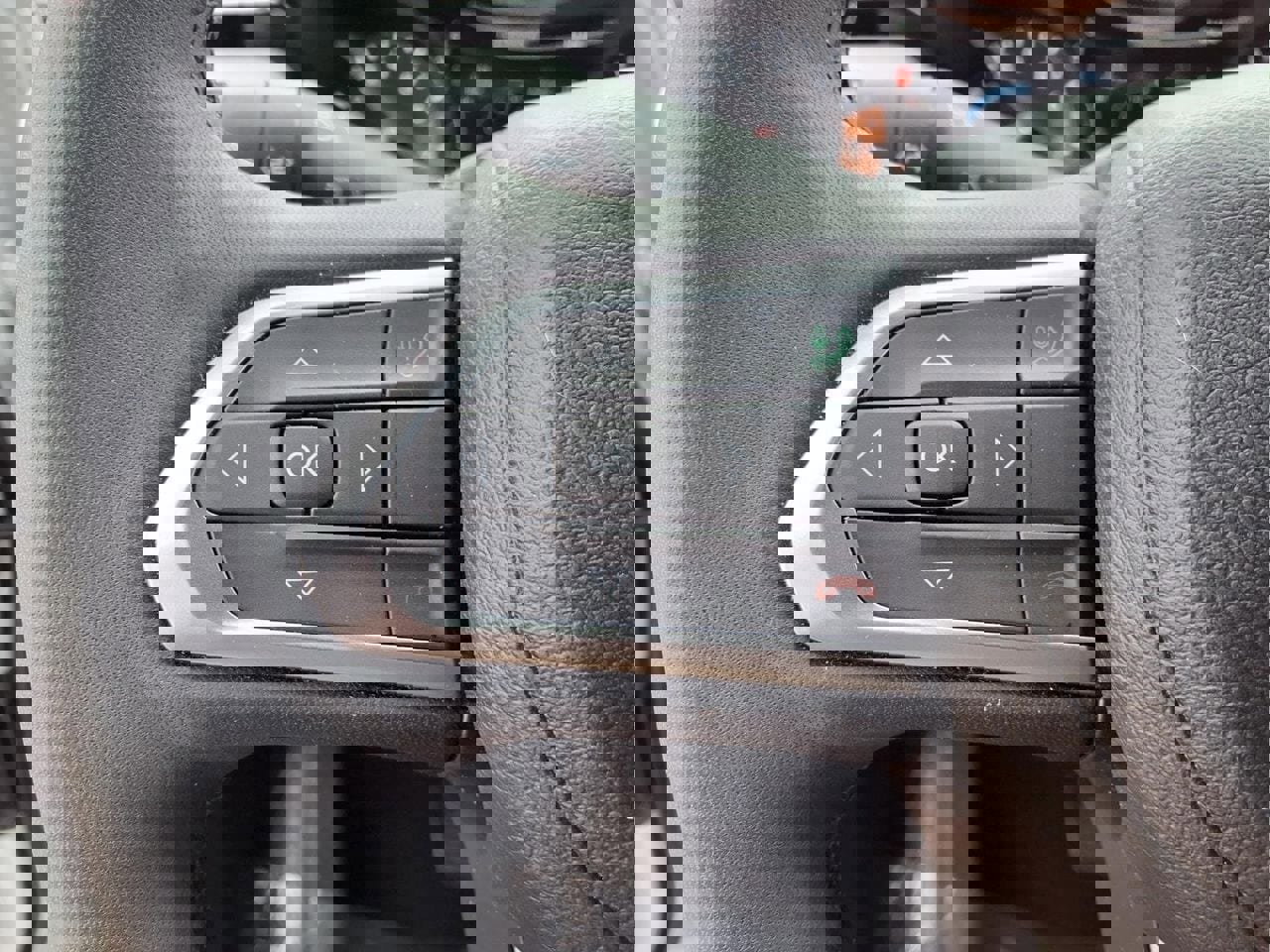 Used 2023 Jeep Compass Limited AWD/4WD image 24