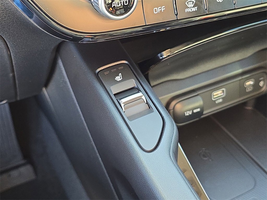 New 2025 Kia Telluride S image 30