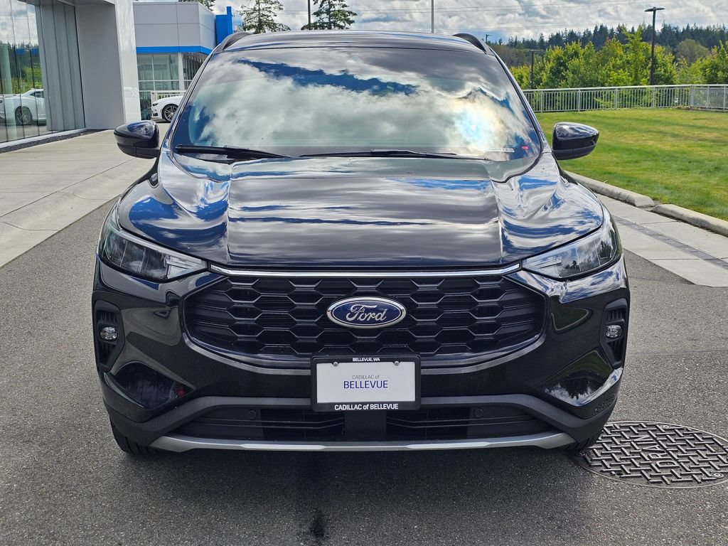 Used 2025 Ford Escape ST-Line Select w/ Tech Pack #1 AWD/4WD image 8