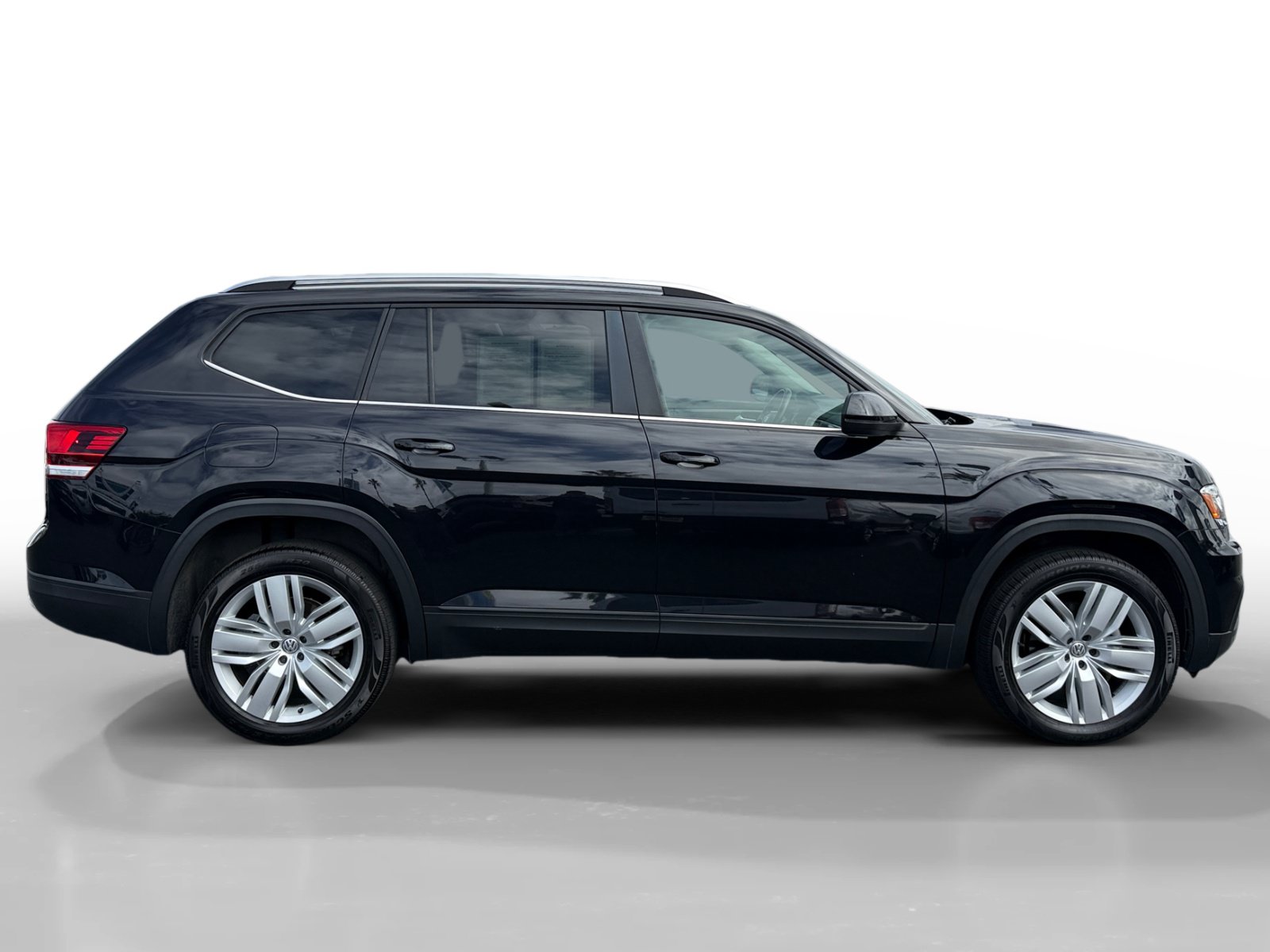 Used 2019 Volkswagen Atlas SE w/ Towing Package AWD/4WD image 6