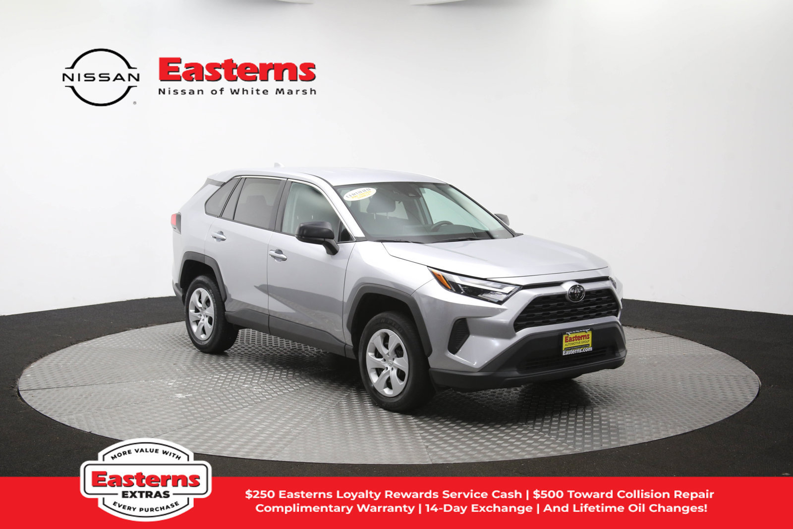 Used 2025 Toyota RAV4 LE AWD/4WD image 48
