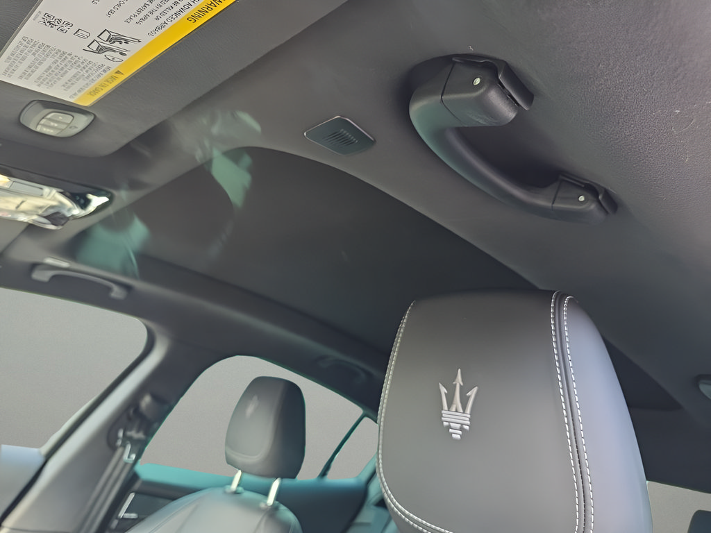 New 2025 Maserati Grecale Modena AWD/4WD image 19