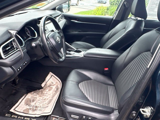 Used 2018 Toyota Camry SE FWD image 22