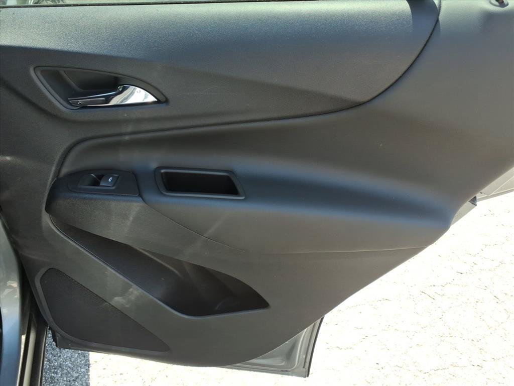 Used 2024 Chevrolet Equinox LT FWD image 19