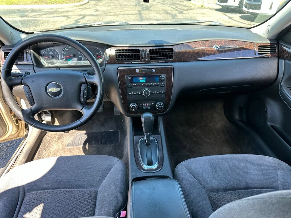 Used 2012 Chevrolet Impala LT w/ LT Sunroof Package FWD image 37