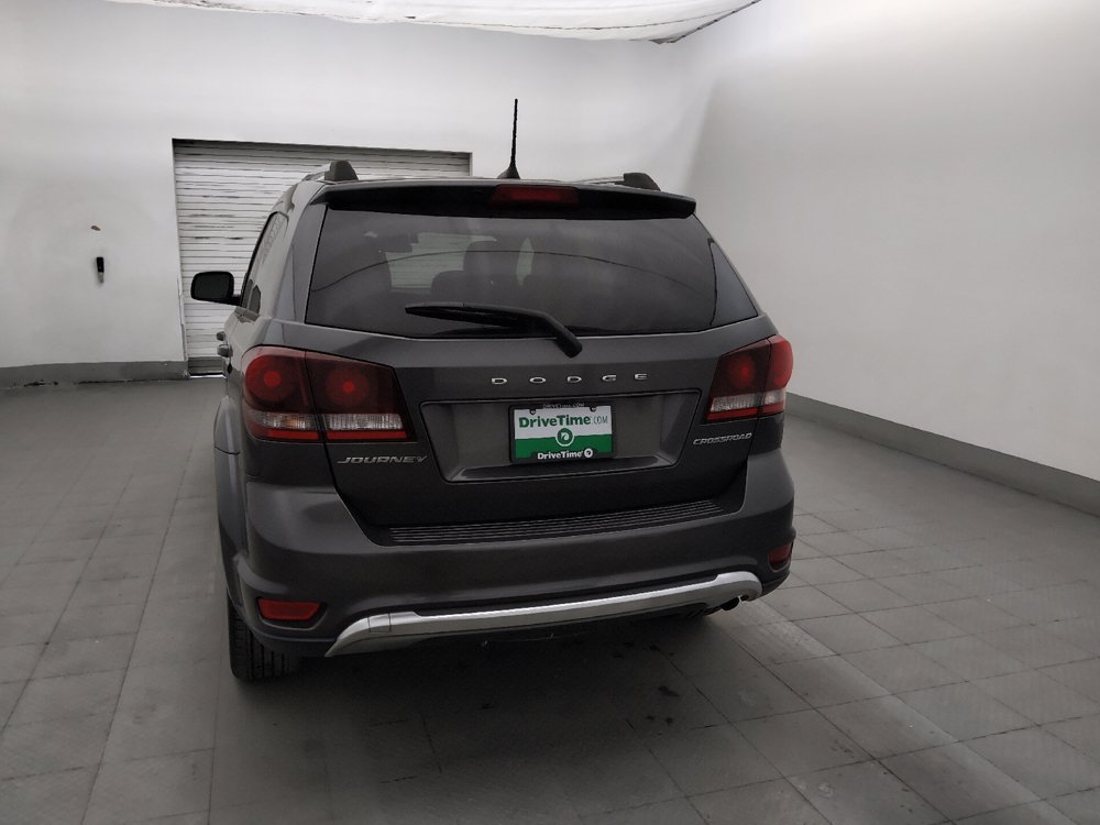 Used 2018 Dodge Journey Crossroad w/ Navigation Group FWD image 6